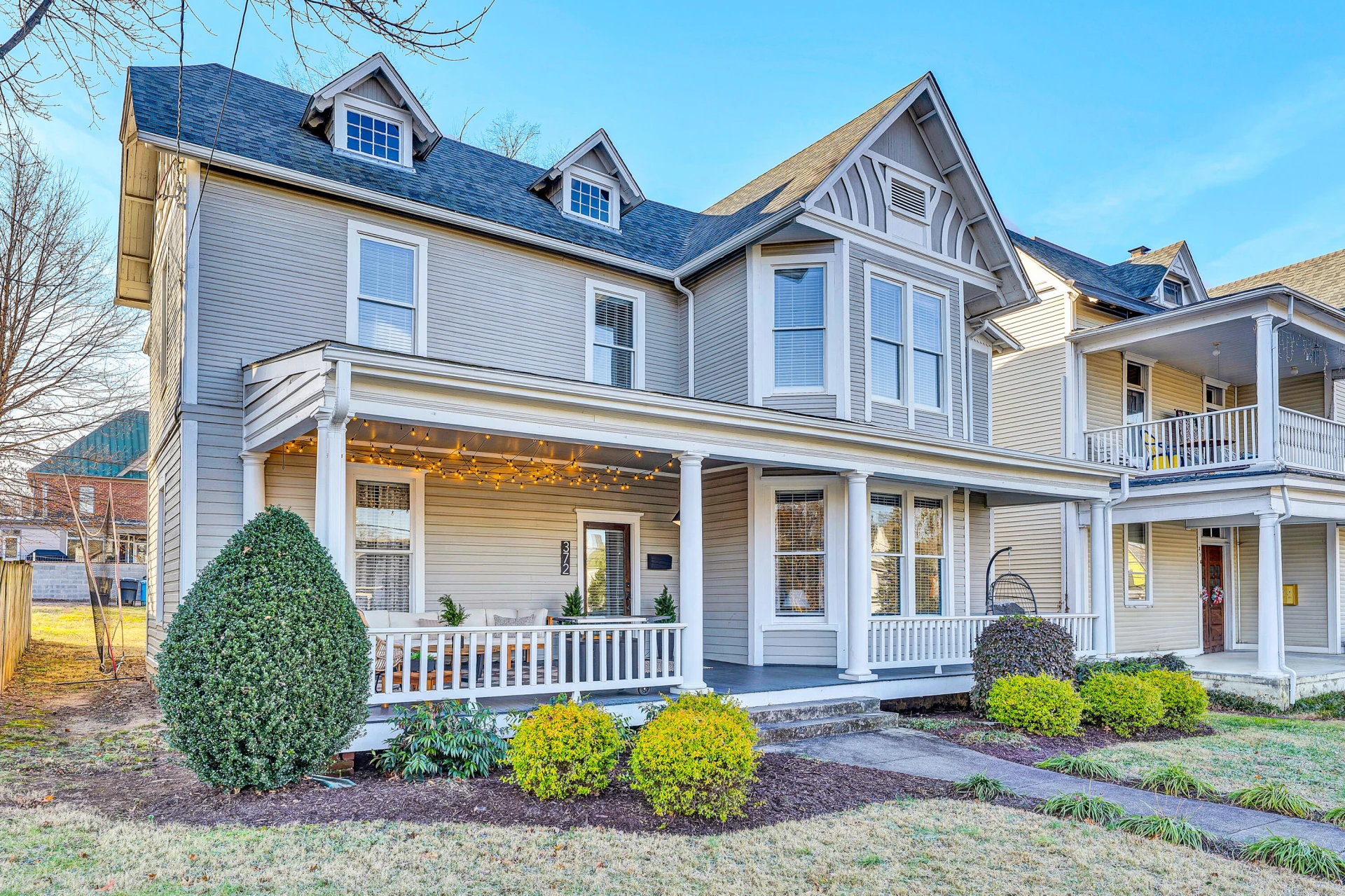 372 Albemarle AVE SW - Photo 3