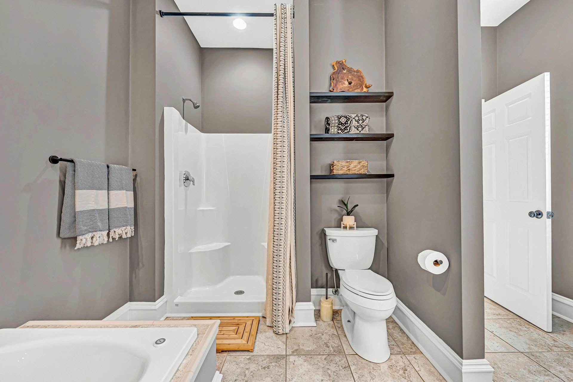 372 Albemarle AVE SW - Photo 33