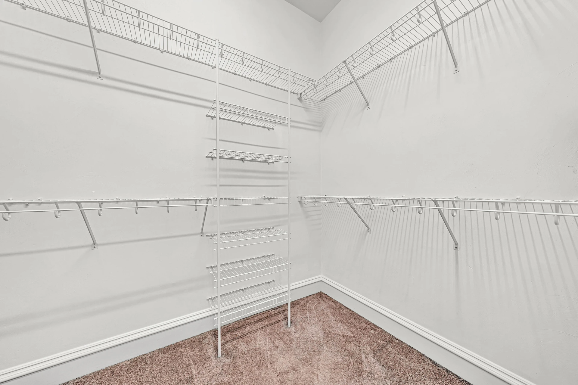 372 Albemarle AVE SW - Photo 35
