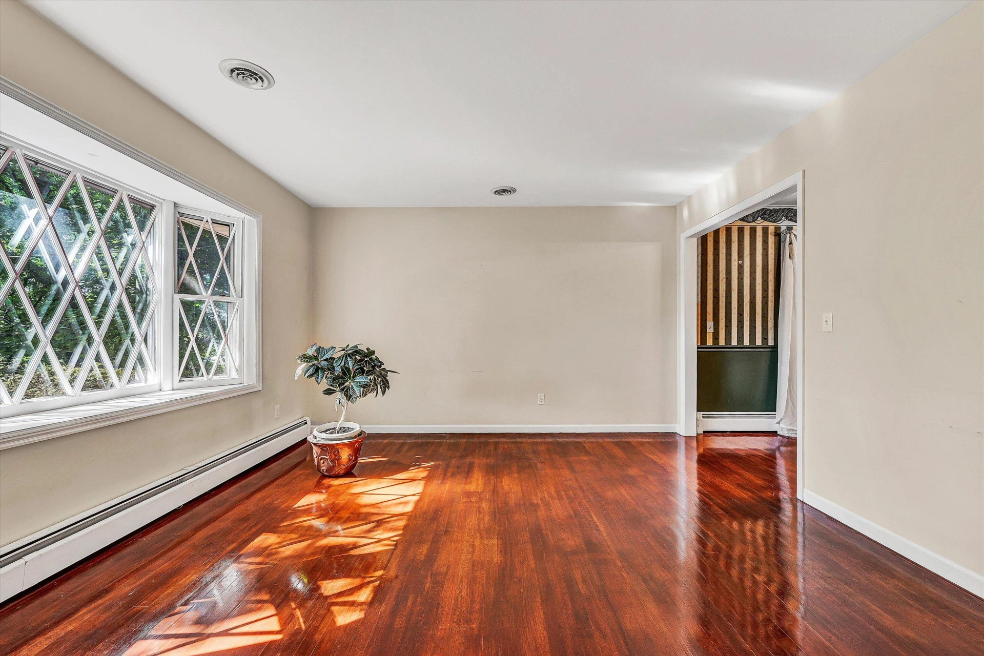 3001 Timberlane AVE - Photo 3