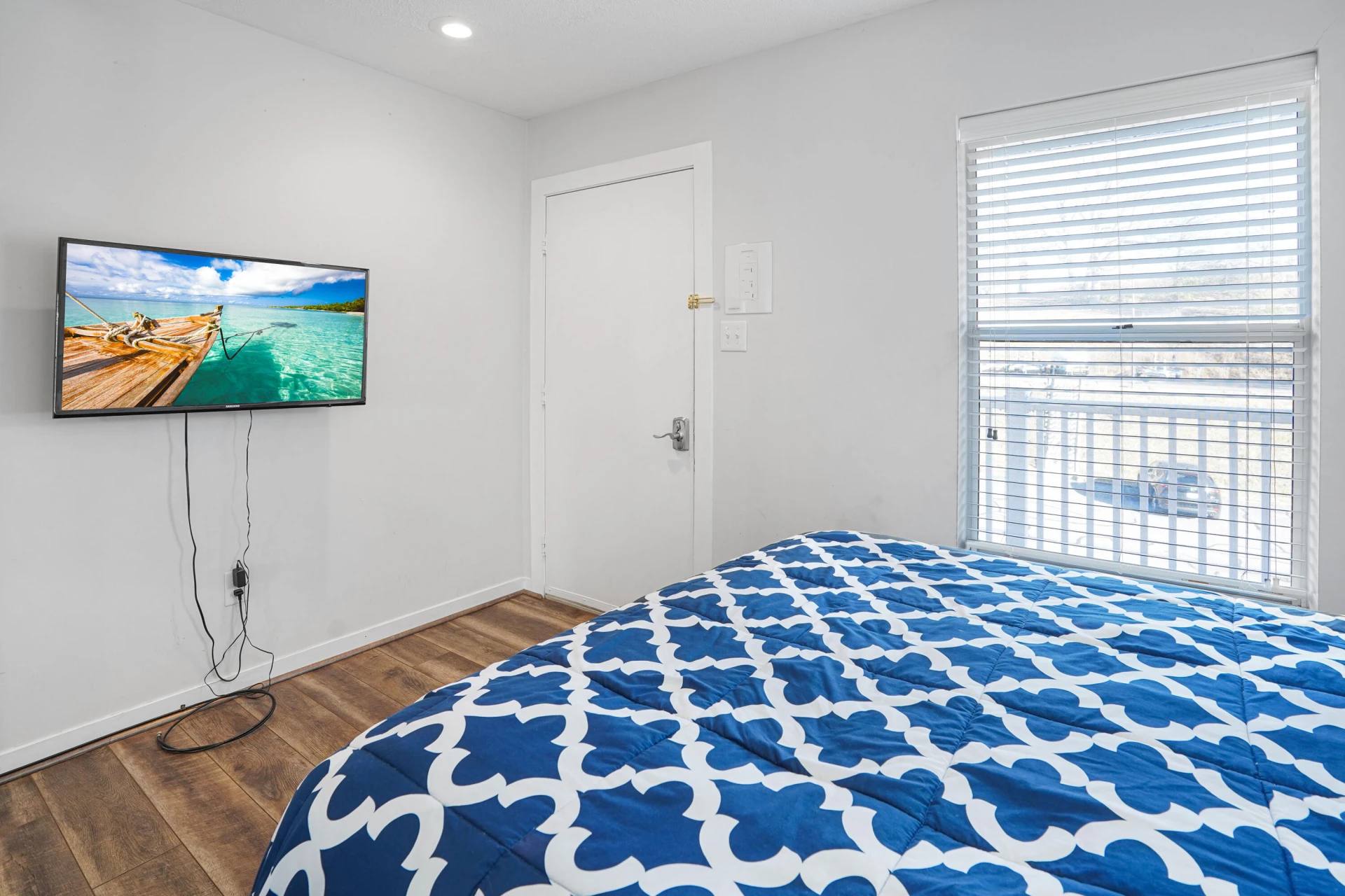 1085 Bluewater DR #120 - Photo 15