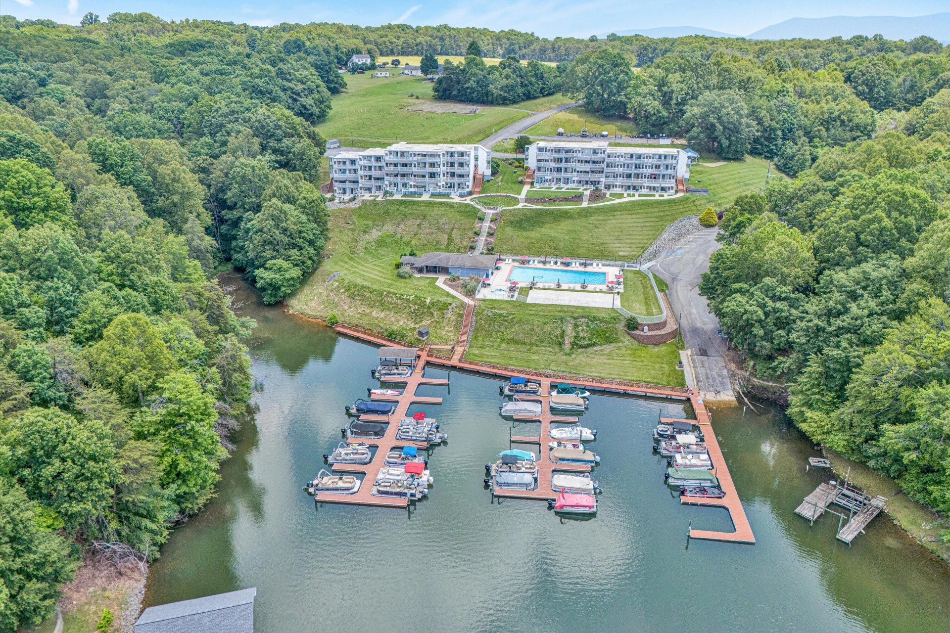 1085 Bluewater DR #120 - Photo 3