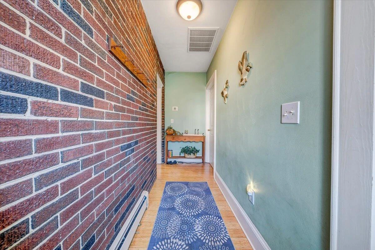 301 Idaho ST - Photo 18