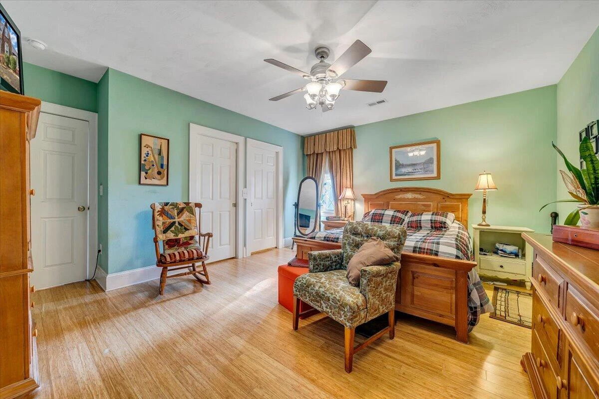 301 Idaho ST - Photo 19