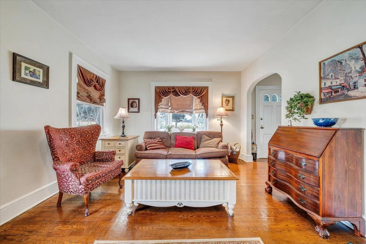 301 Idaho ST - Photo 5