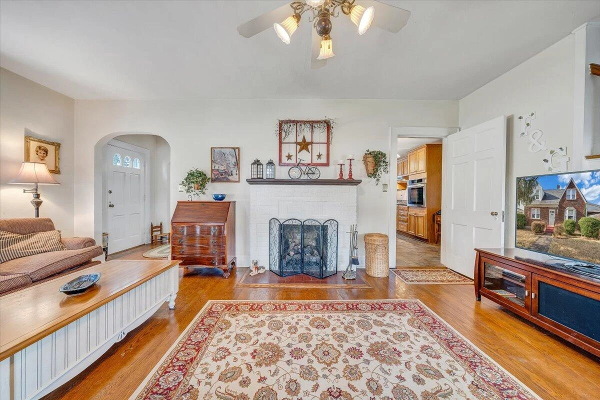 301 Idaho ST - Photo 7