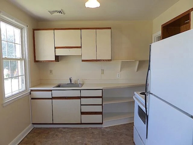 429 Fieldale RD NE - Photo 11