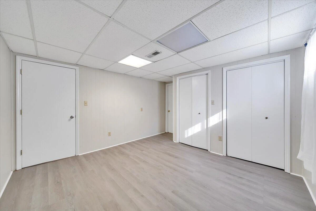 5923 Village LN - Photo 31