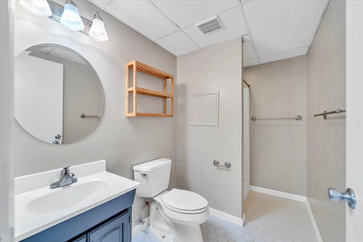 5923 Village LN - Photo 33