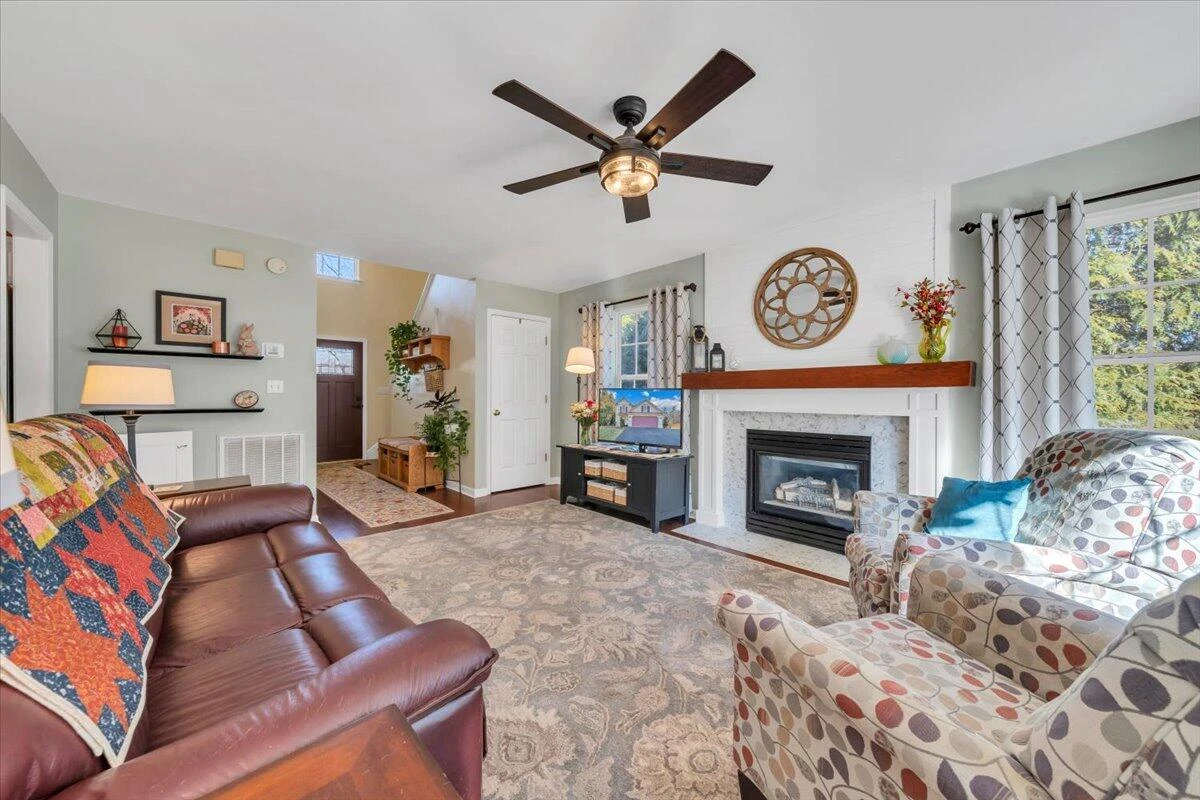 6315 Monet DR - Photo 11