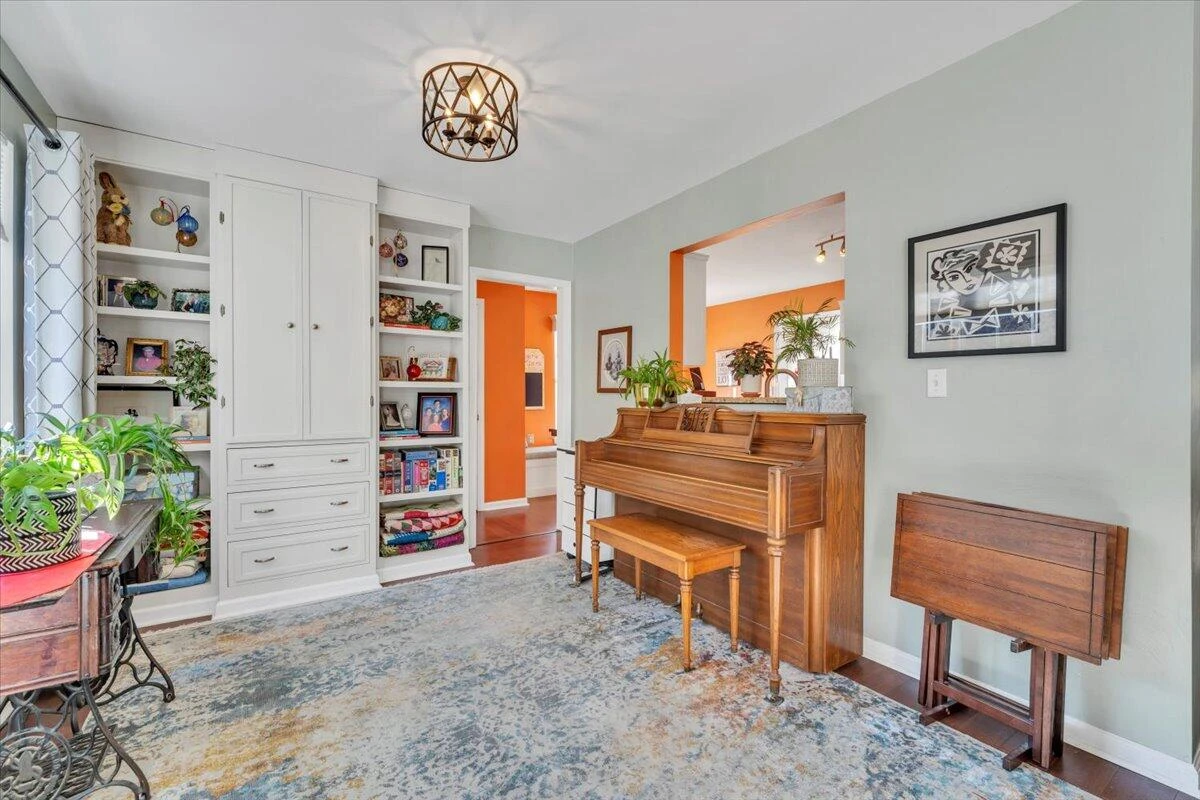 6315 Monet DR - Photo 13