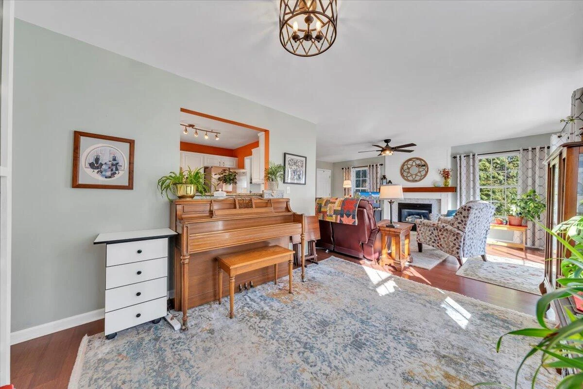 6315 Monet DR - Photo 16