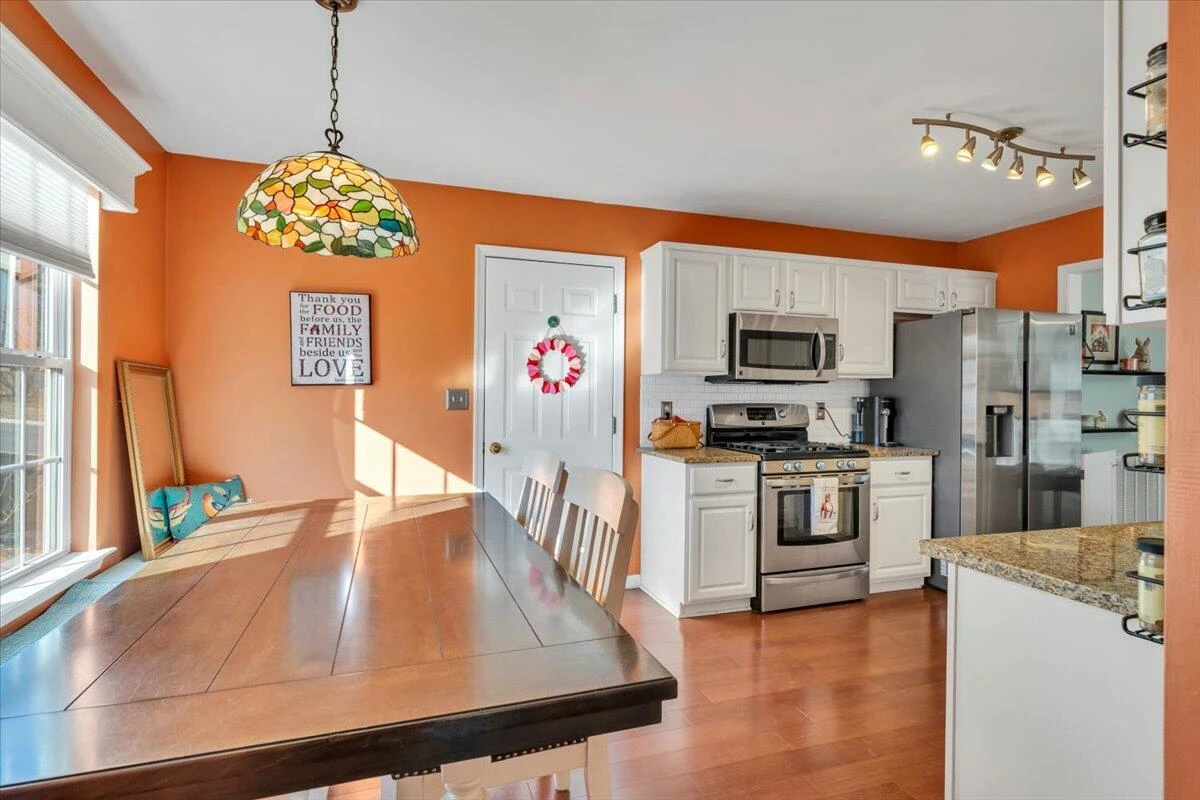 6315 Monet DR - Photo 17