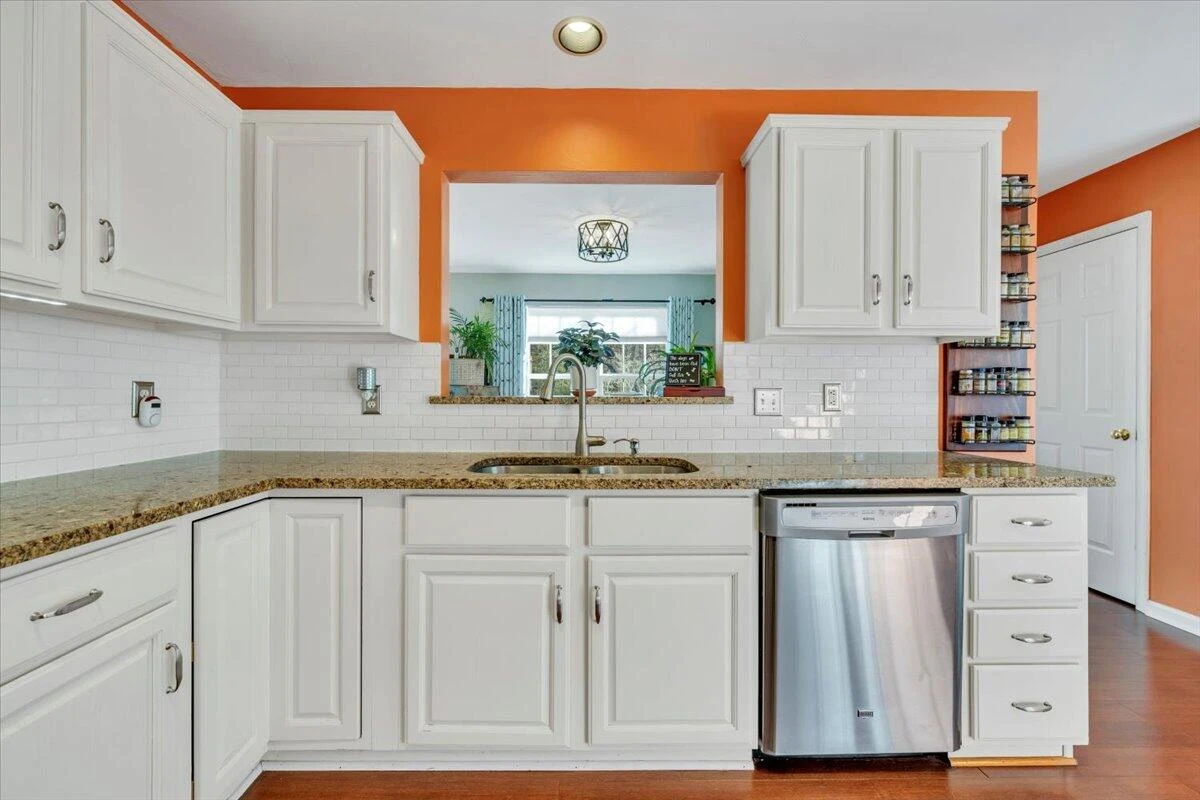 6315 Monet DR - Photo 21