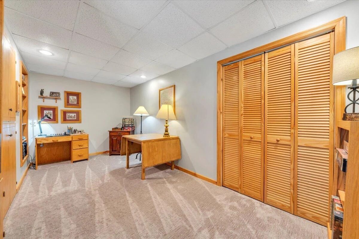 6315 Monet DR - Photo 47