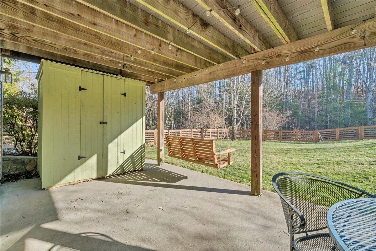 6315 Monet DR - Photo 53