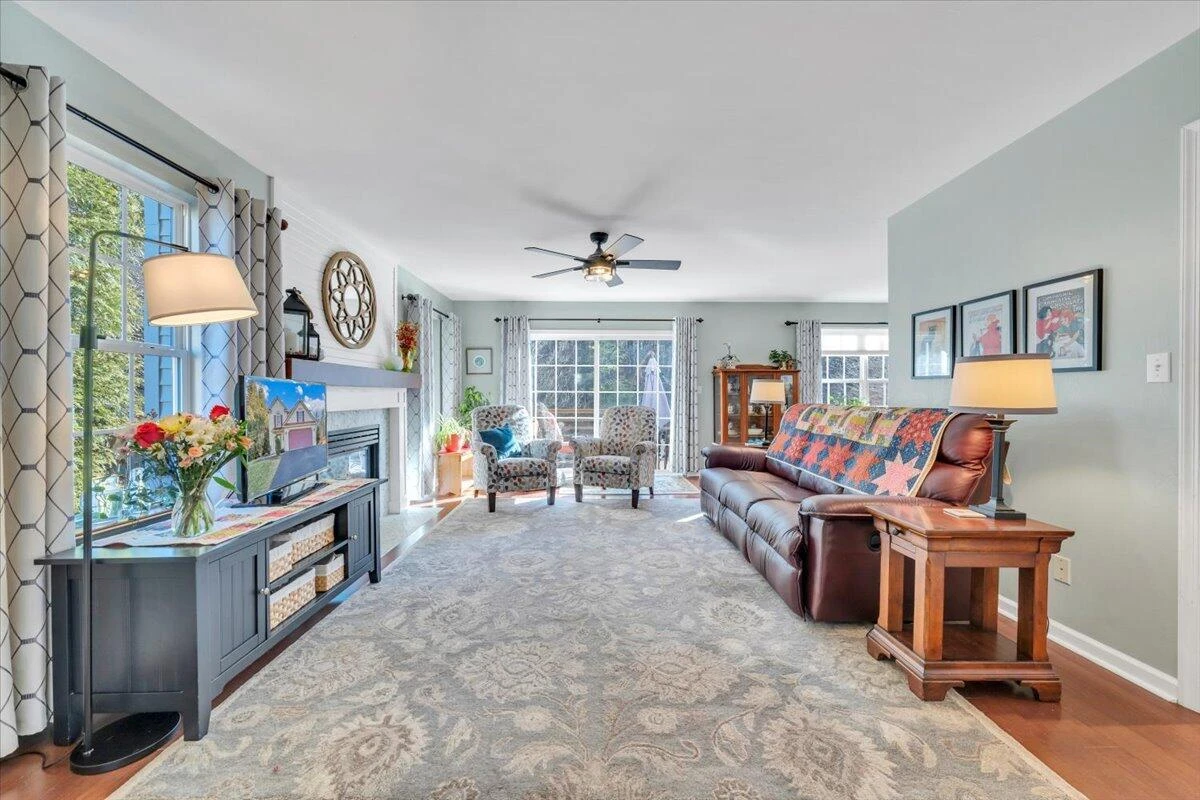 6315 Monet DR - Photo 6