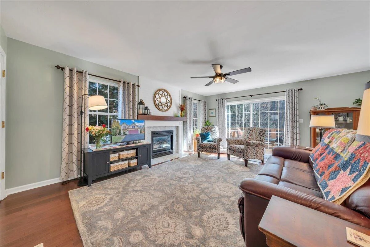 6315 Monet DR - Photo 8