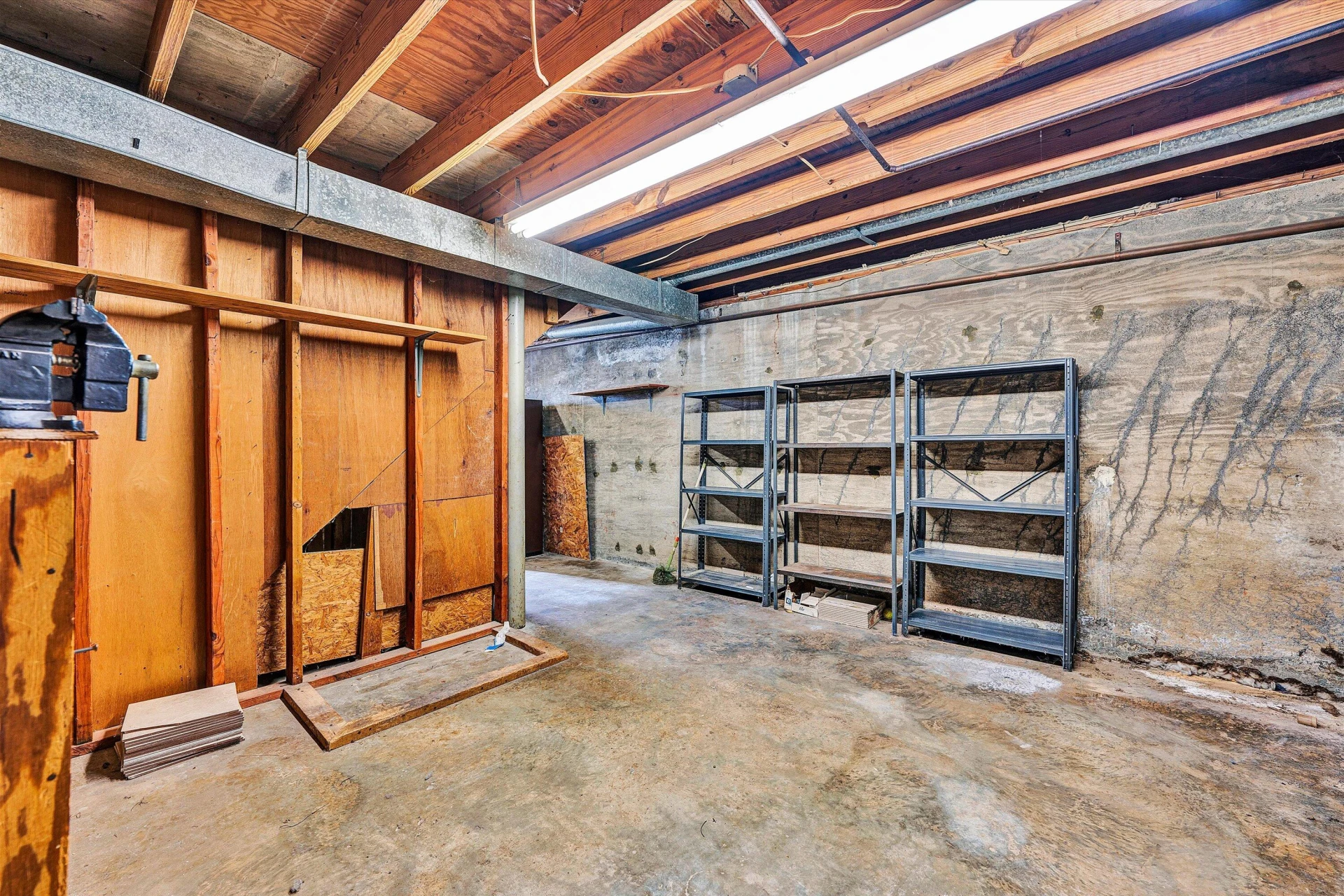983 Shelbourne AVE - Photo 28
