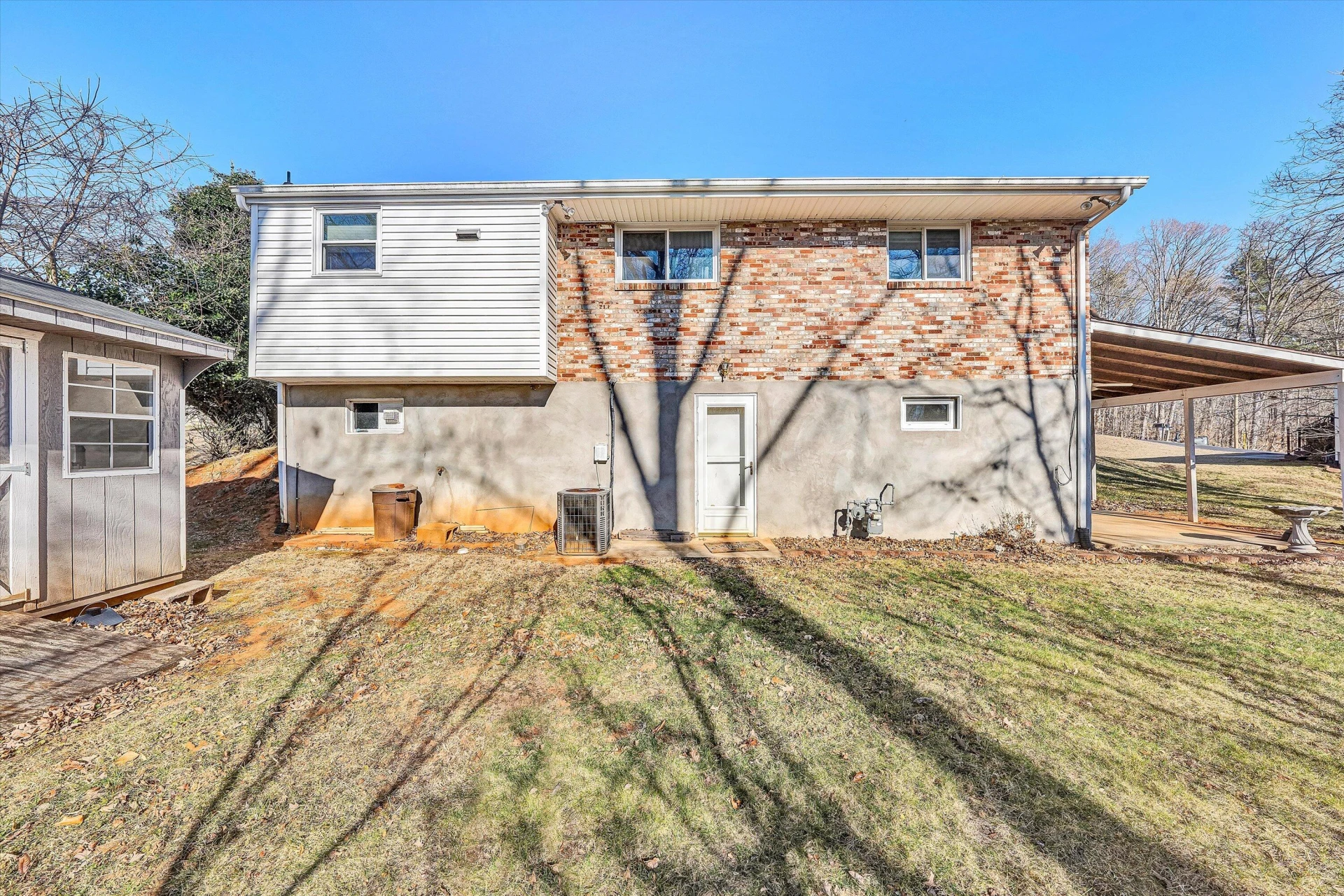983 Shelbourne AVE - Photo 30
