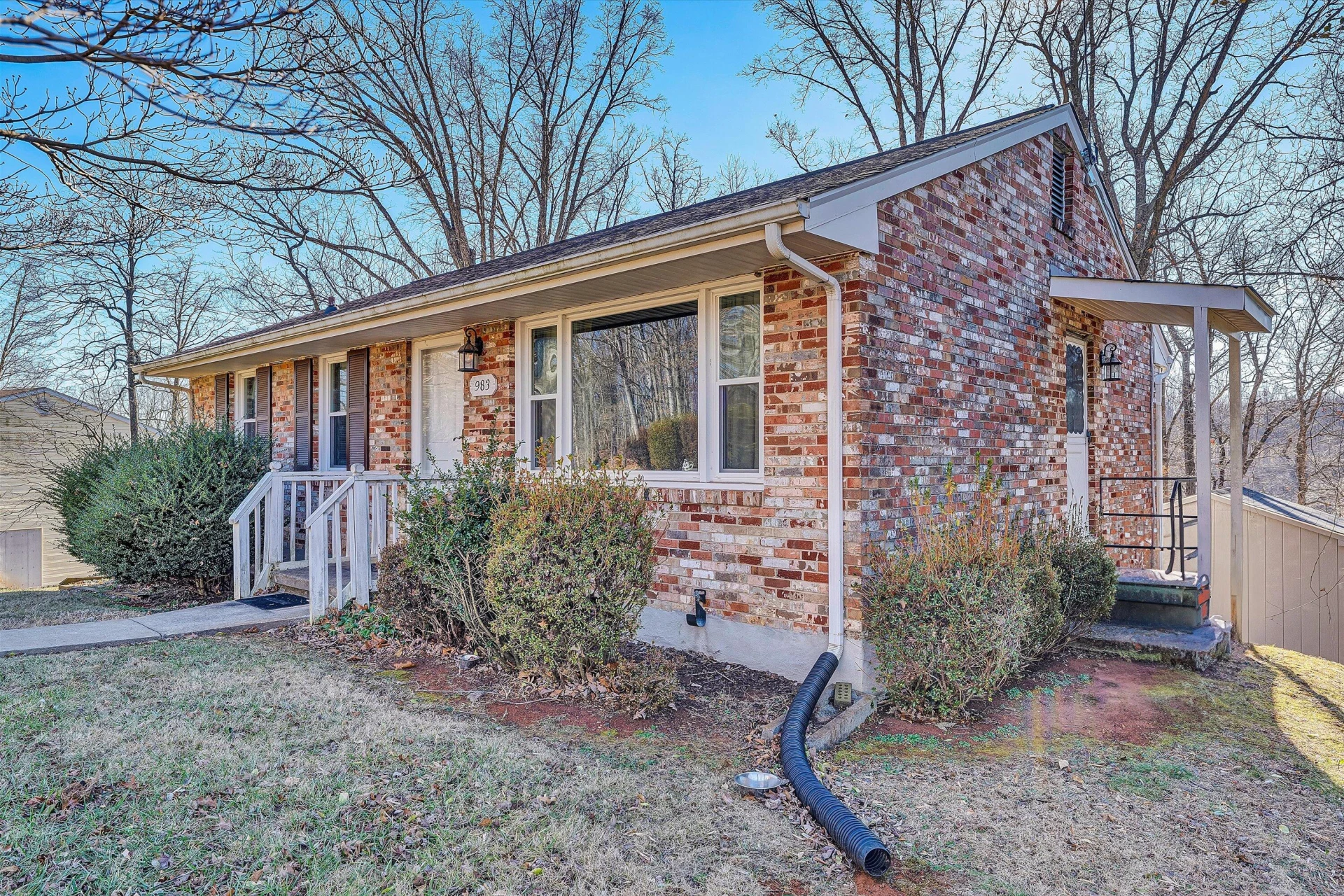 983 Shelbourne AVE - Photo 4