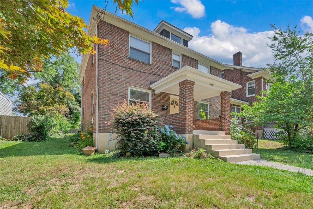 1228 Wasena AVE SW - Photo 23
