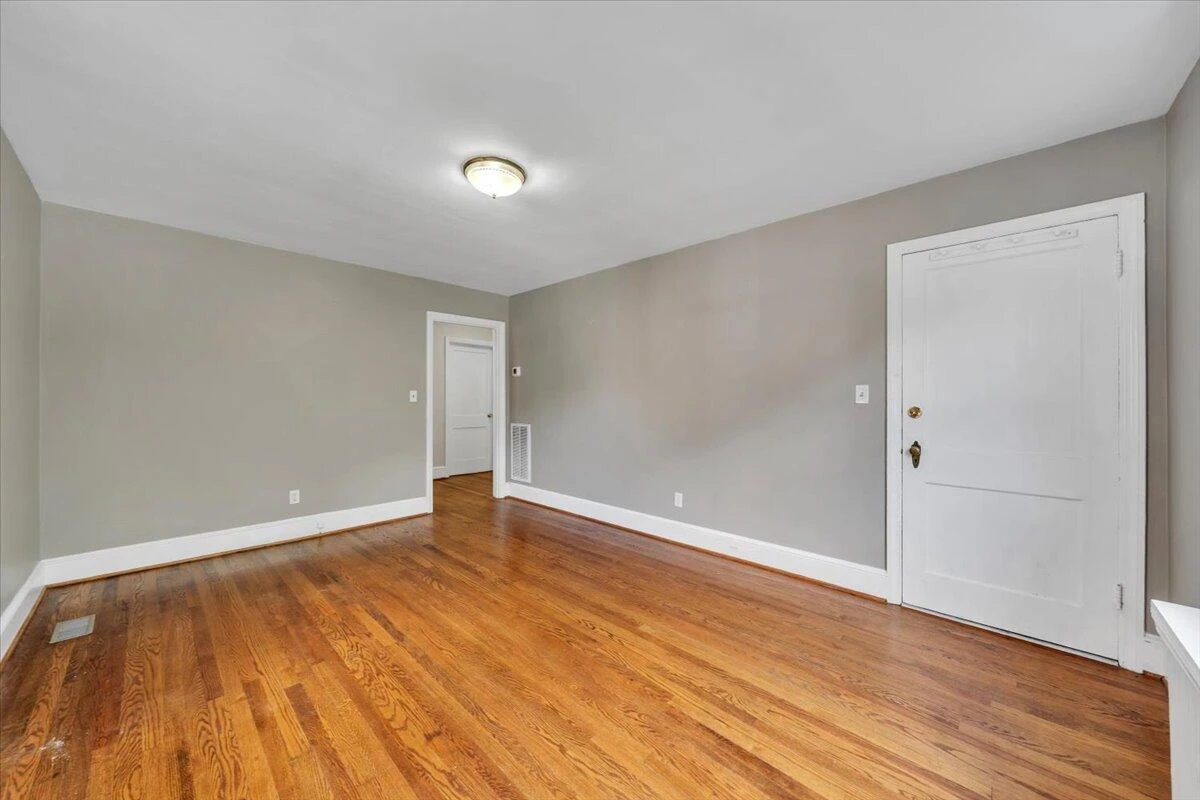 1228 Wasena AVE SW - Photo 4