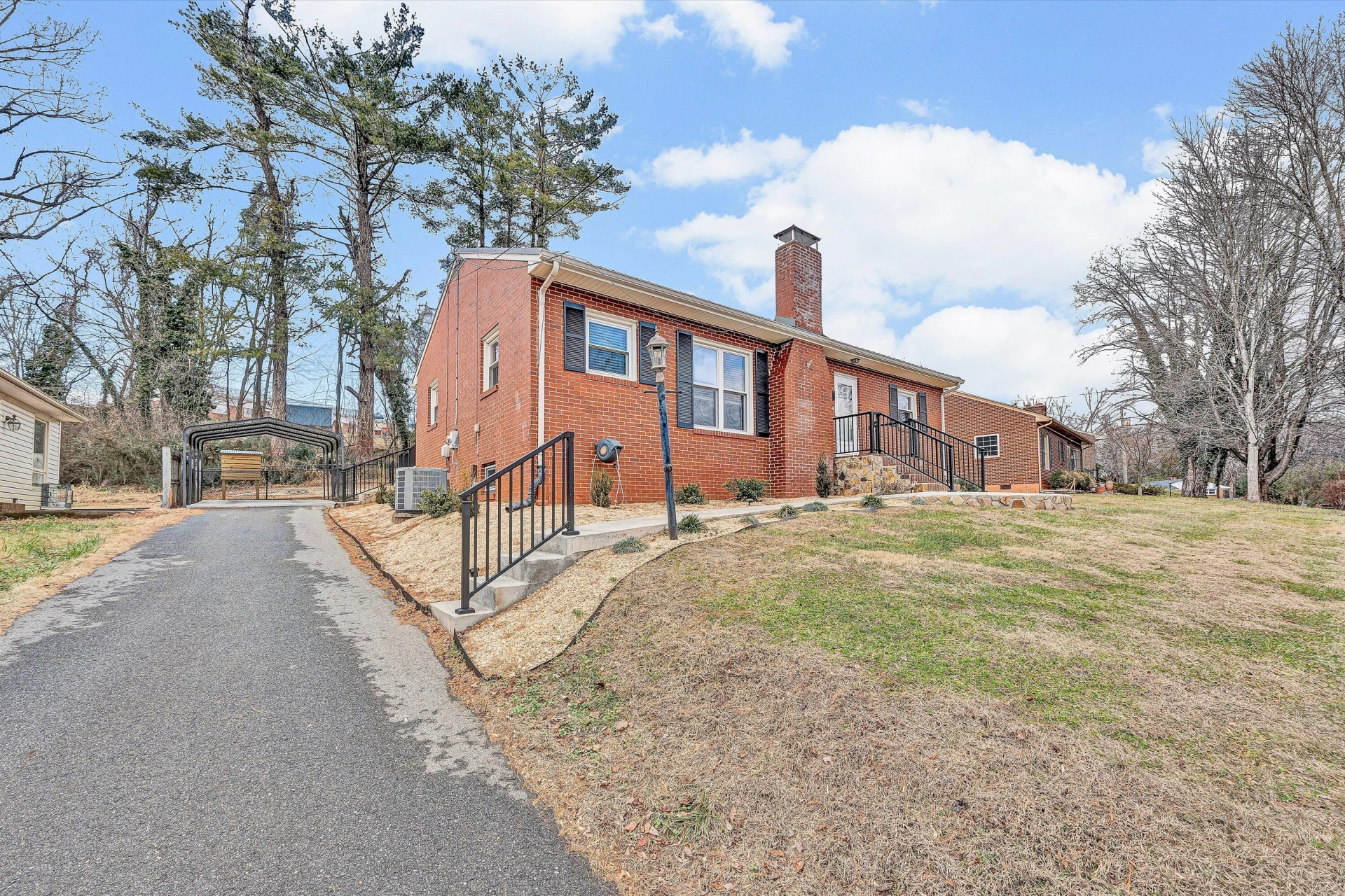280 Oak St ST - Photo 13