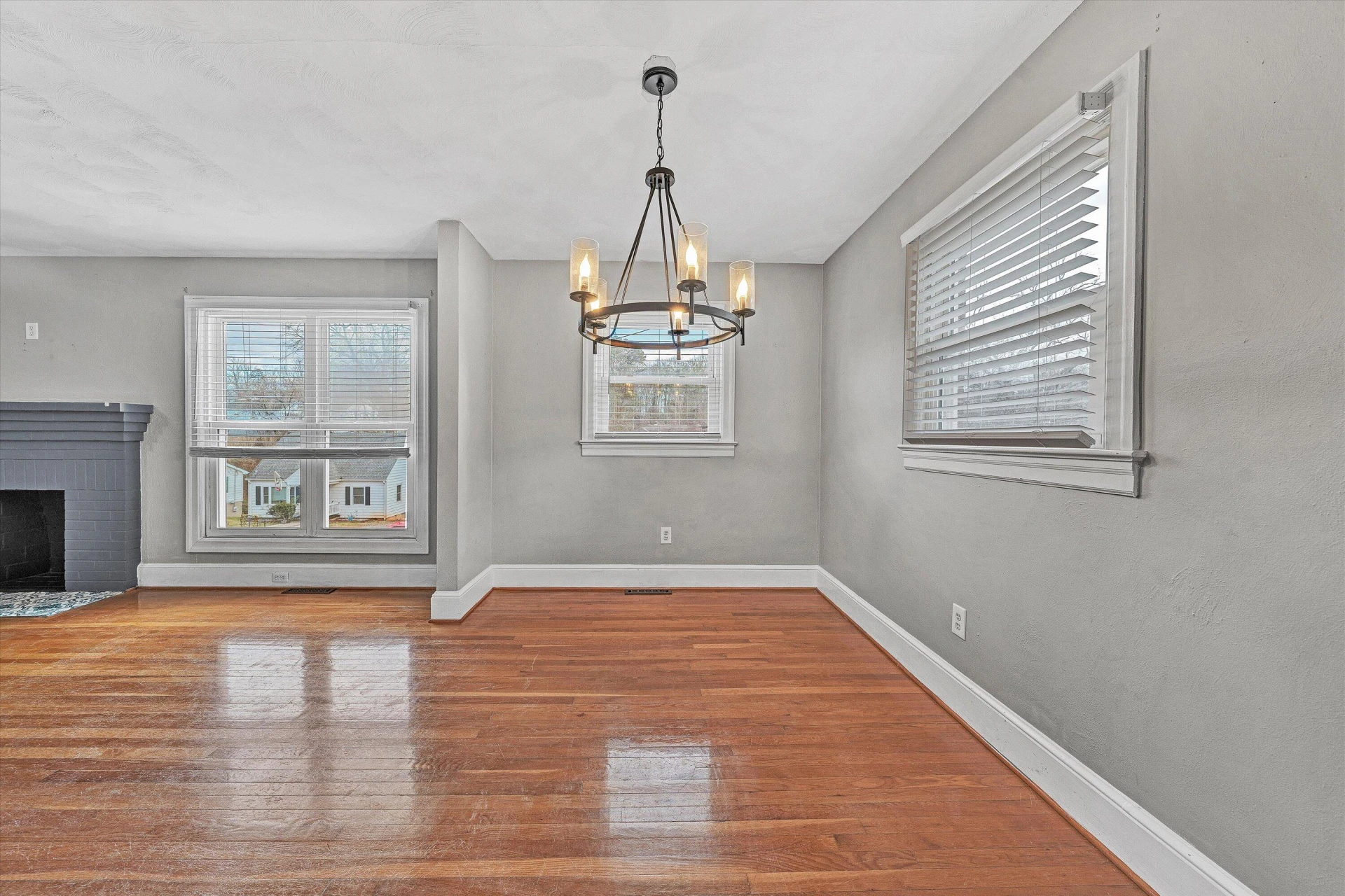 280 Oak St ST - Photo 6