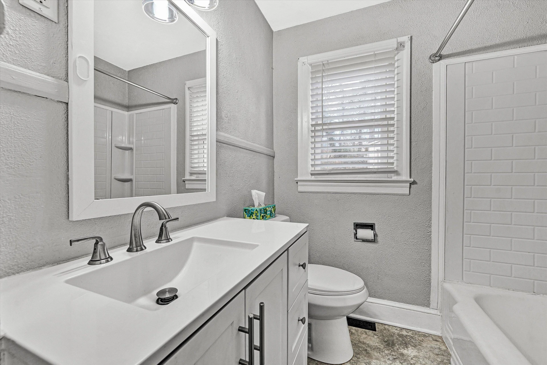280 Oak St ST - Photo 10