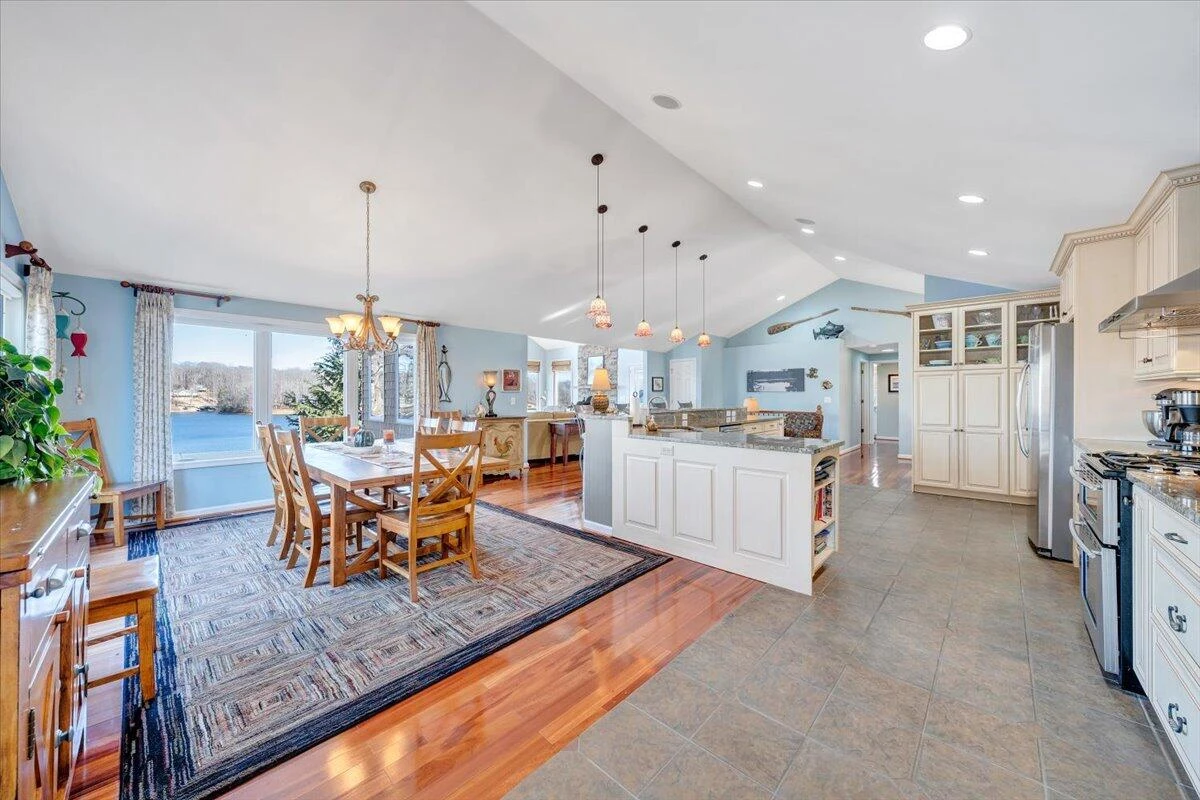 428 Long Island DR - Photo 23