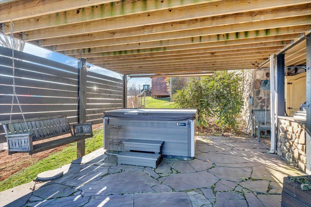 428 Long Island DR - Photo 63