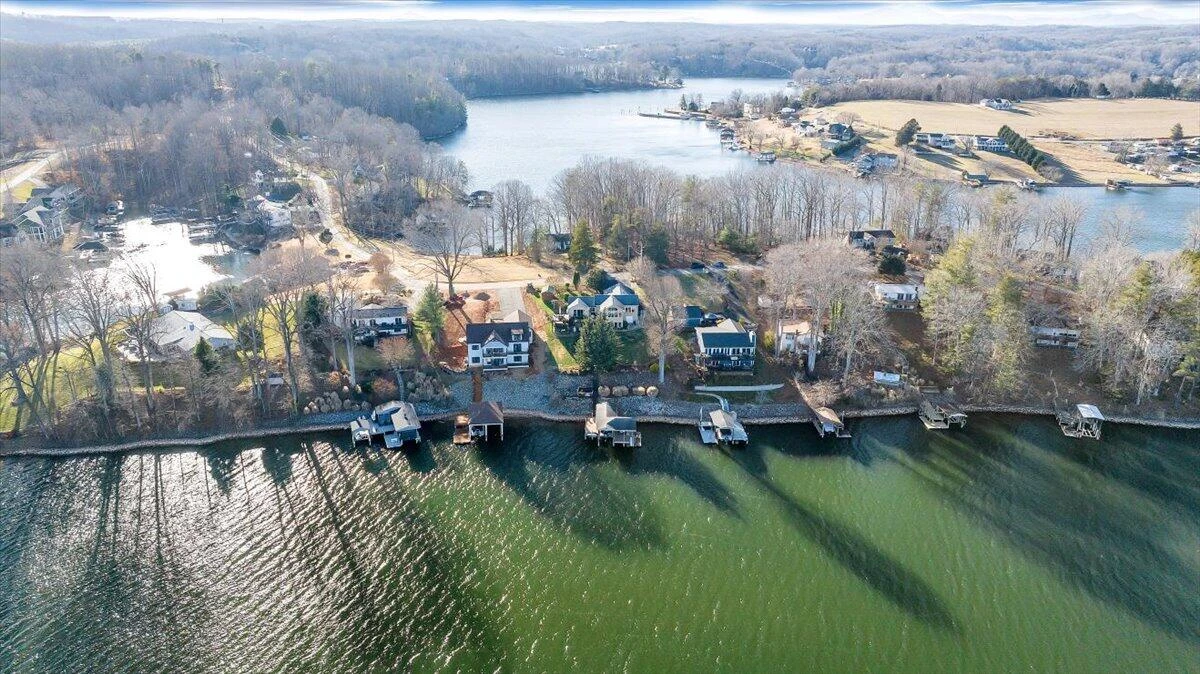 428 Long Island DR - Photo 88