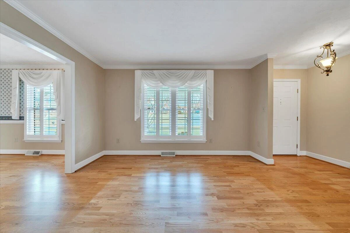 5032 Labradore DR - Photo 15