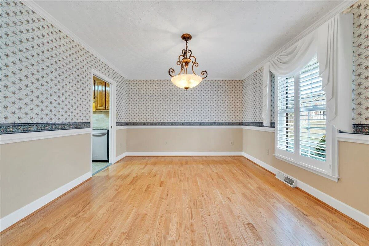 5032 Labradore DR - Photo 17