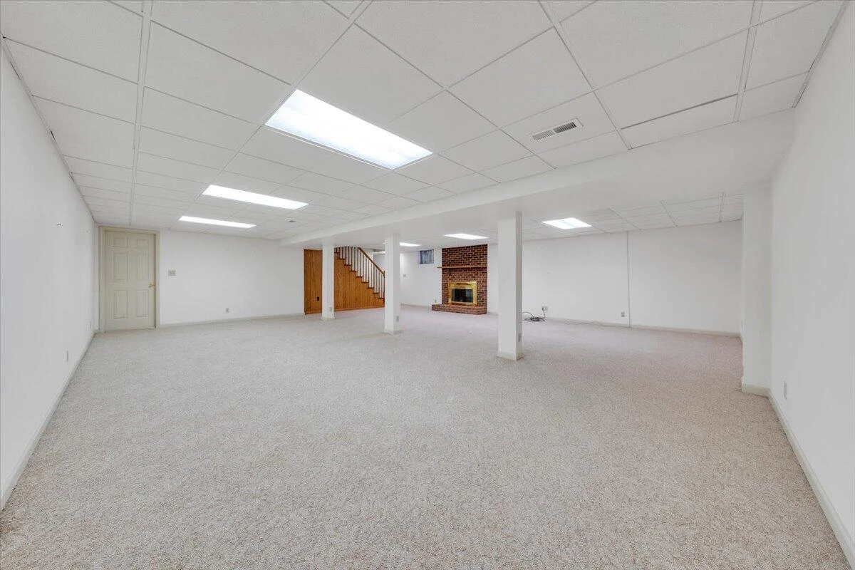 5032 Labradore DR - Photo 38