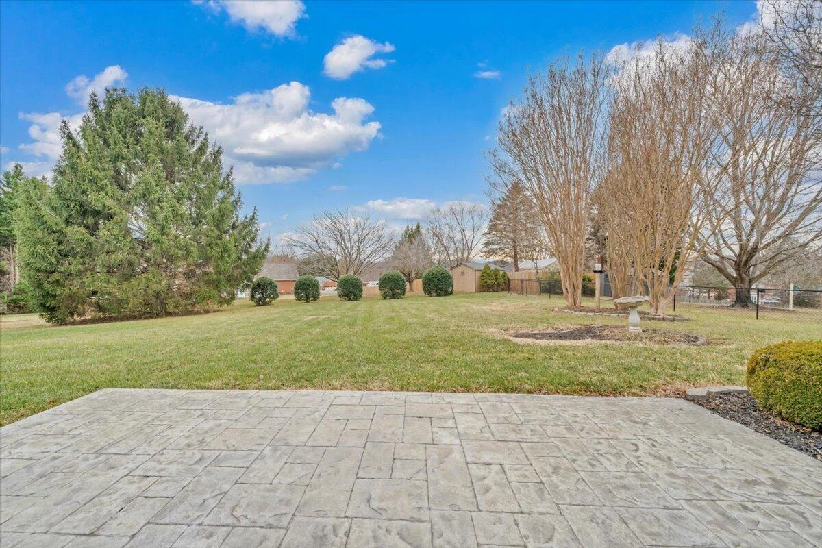 5032 Labradore DR - Photo 45