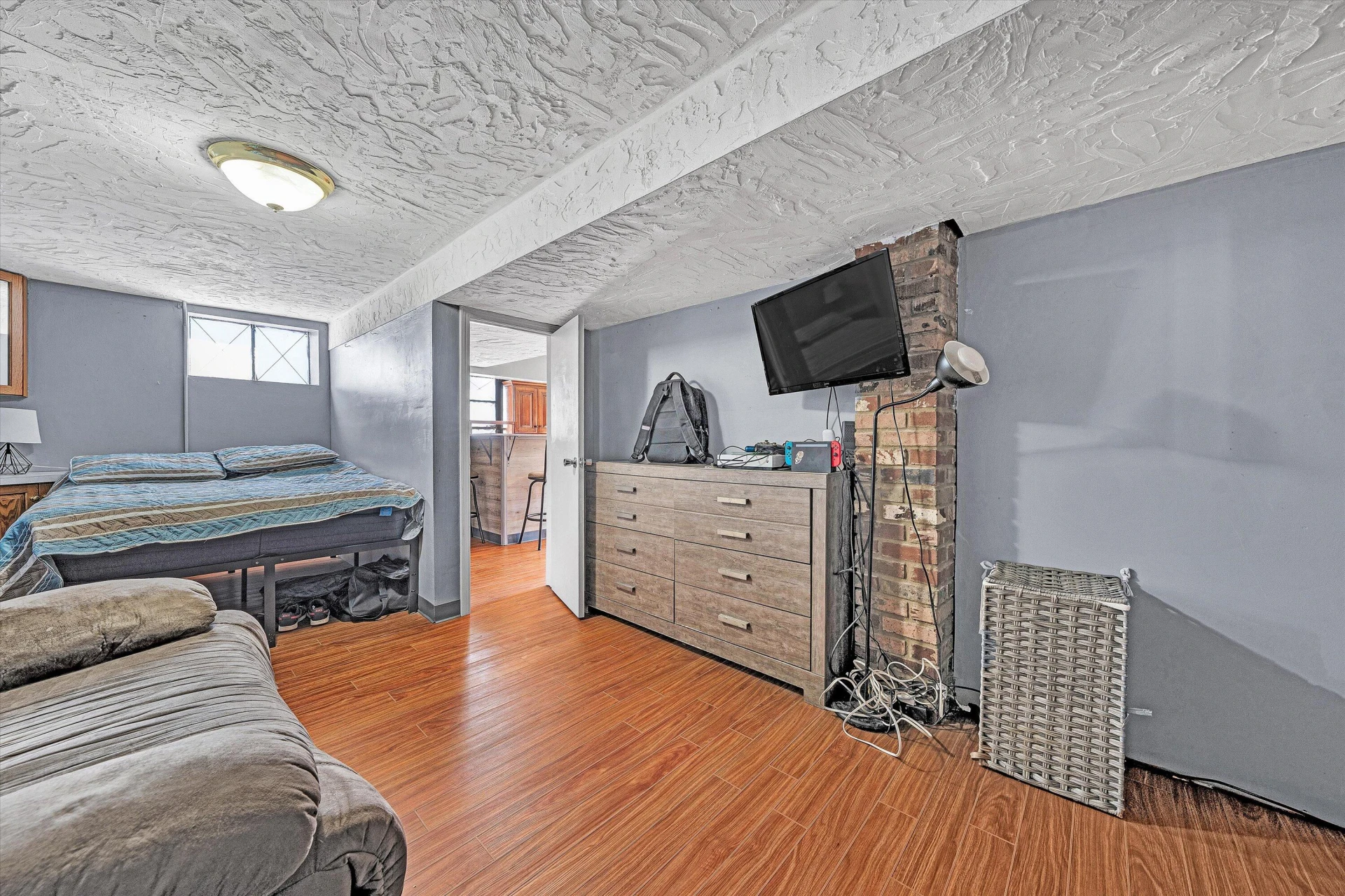 1019 Markham CIR SE - Photo 27
