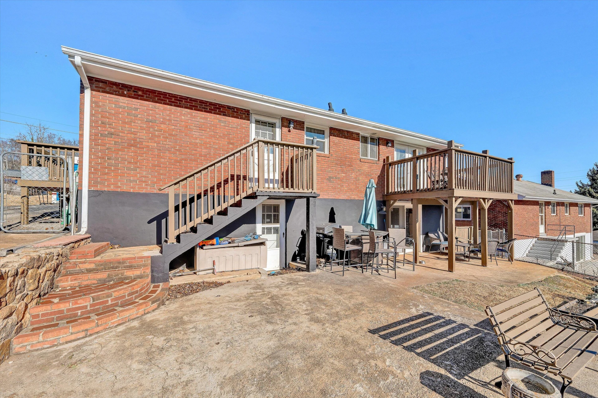1019 Markham CIR SE - Photo 35