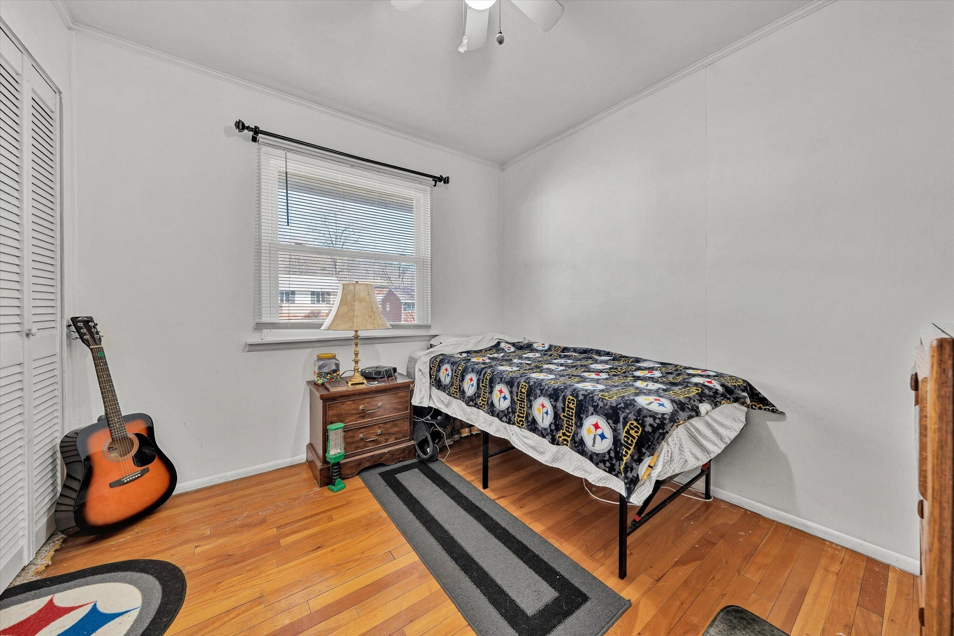 1019 Markham CIR SE - Photo 12