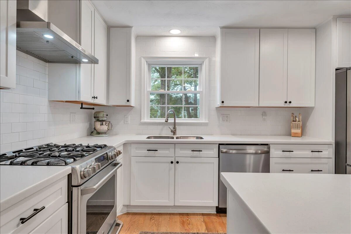 1926 Hope RD SW - Photo 16