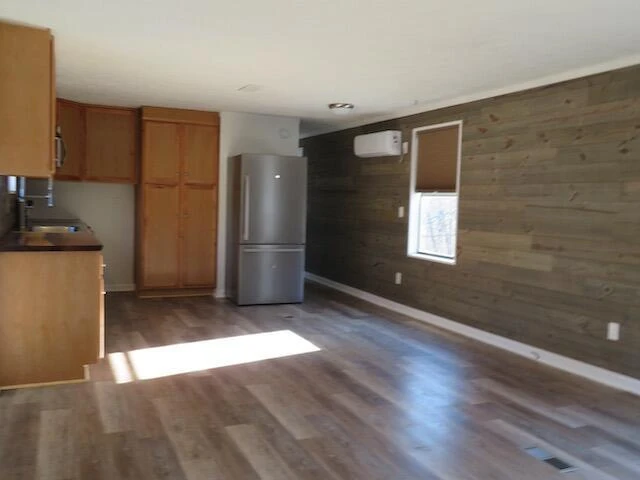 715 Mountain Meadow DR - Photo 2