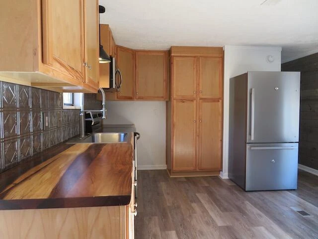 715 Mountain Meadow DR - Photo 3