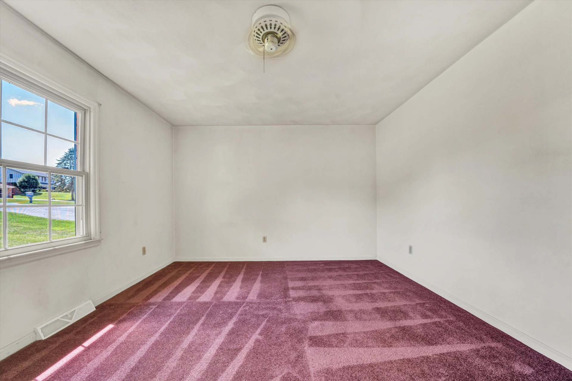 211 ASPEN DR - Photo 14