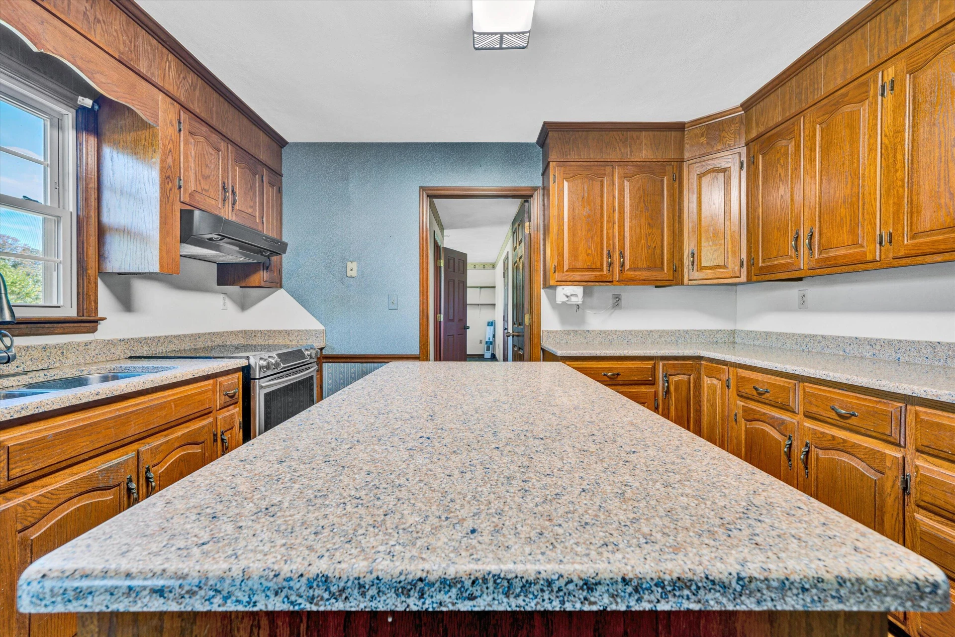 211 ASPEN DR - Photo 17