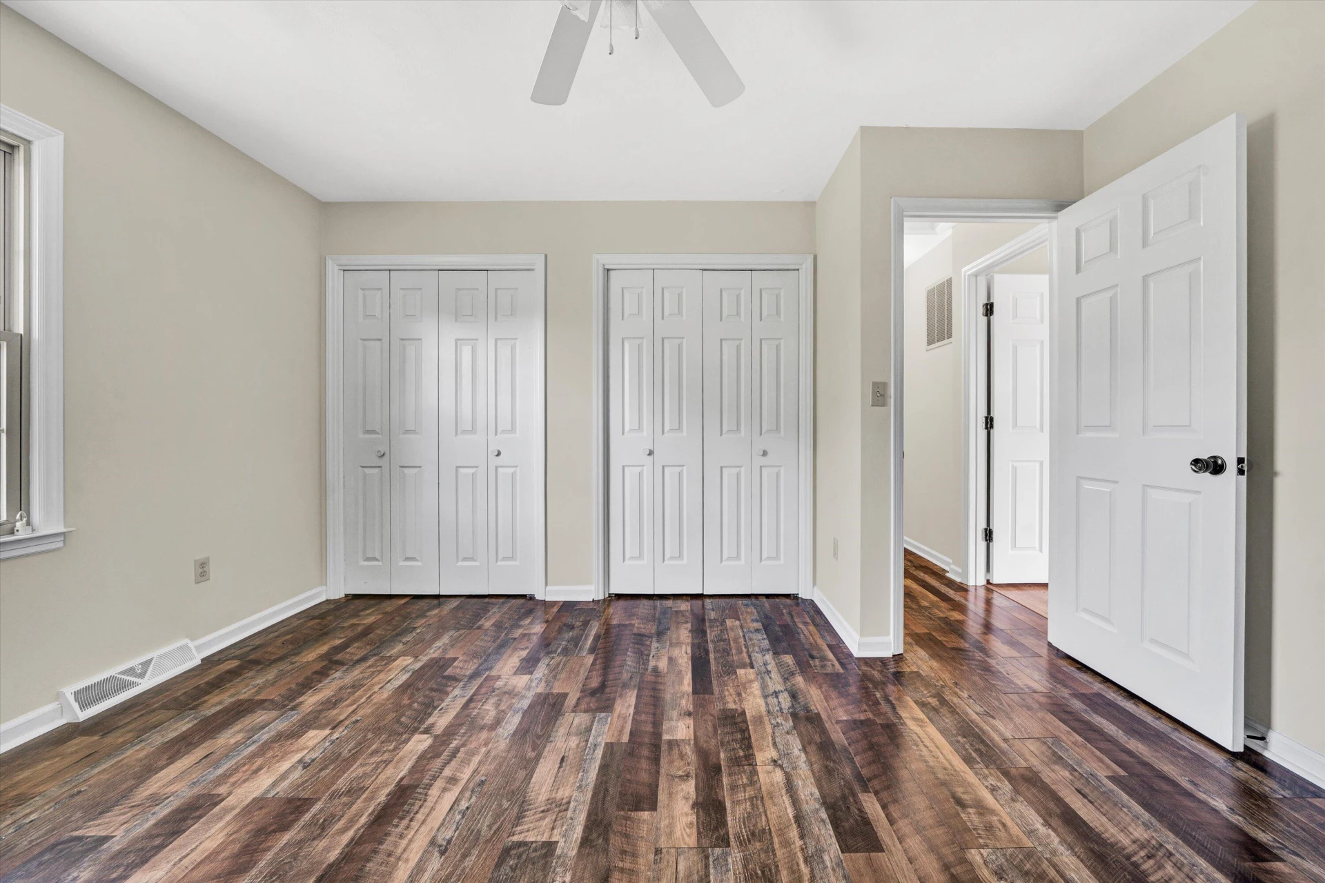 211 ASPEN DR - Photo 40