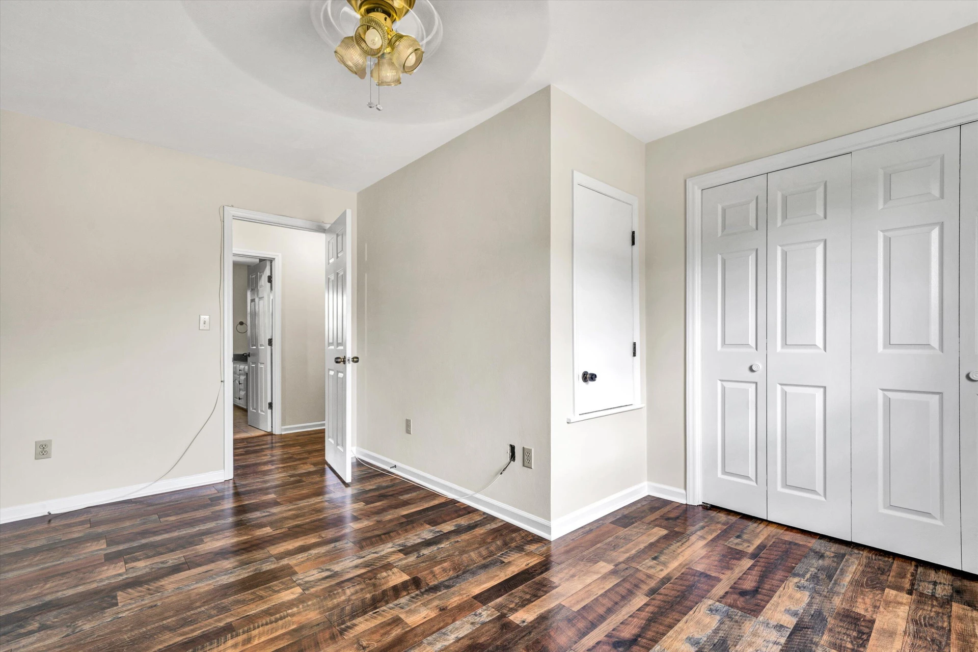 211 ASPEN DR - Photo 44