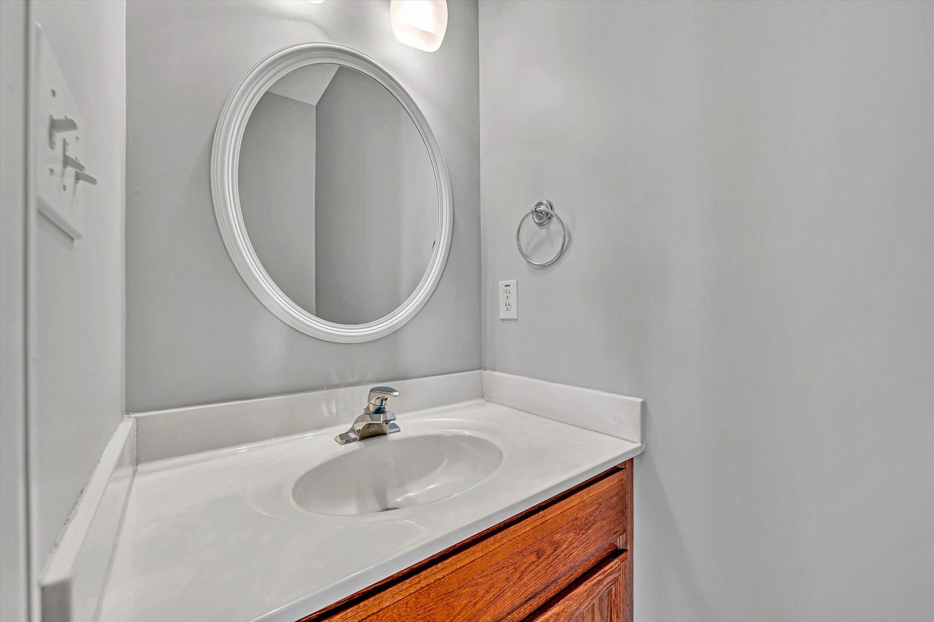 6304 Roselawn Court DR - Photo 14