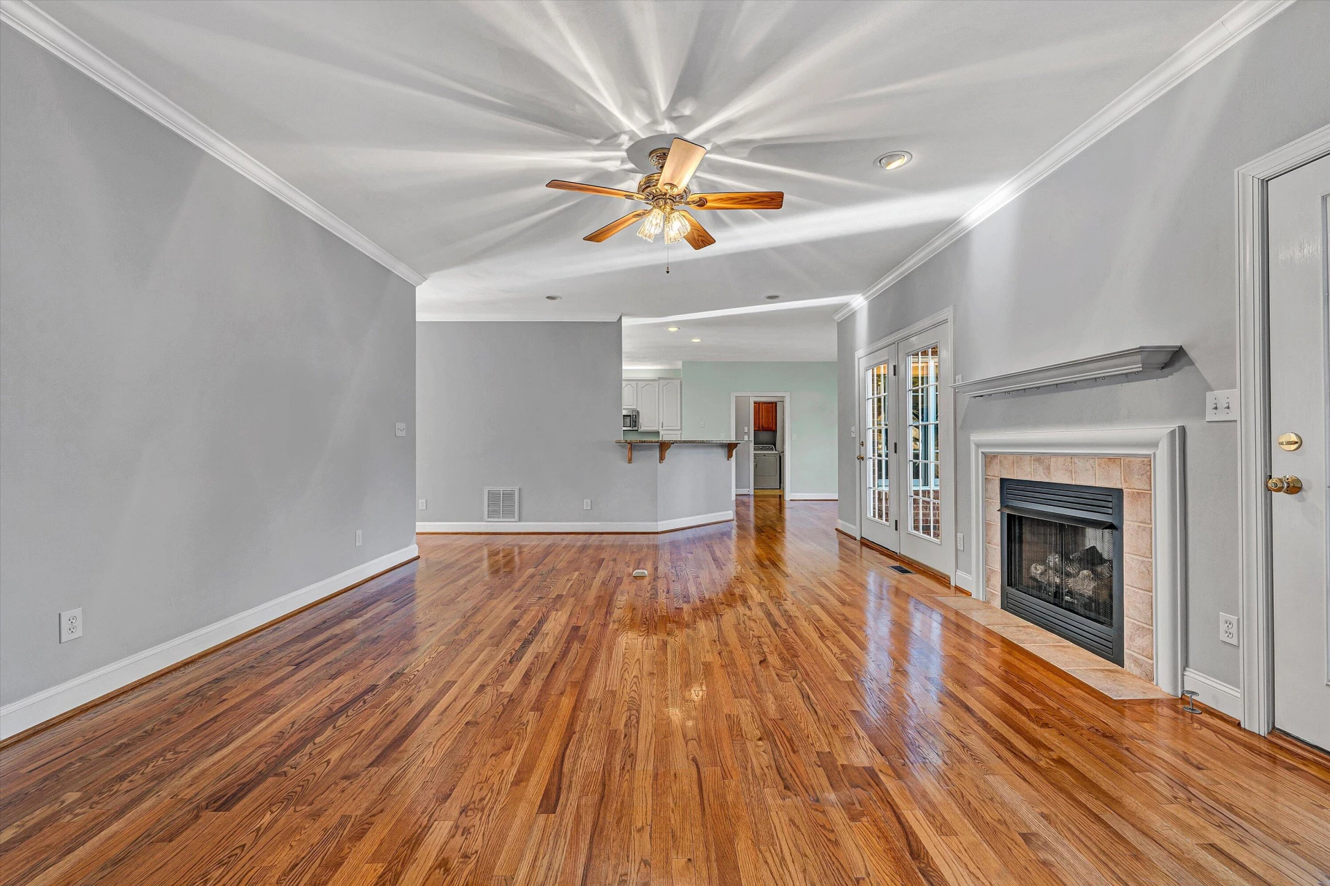6304 Roselawn Court DR - Photo 27