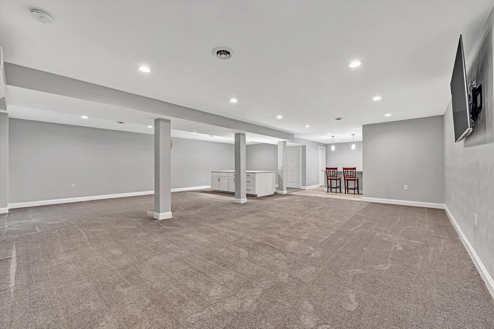 6304 Roselawn Court DR - Photo 46